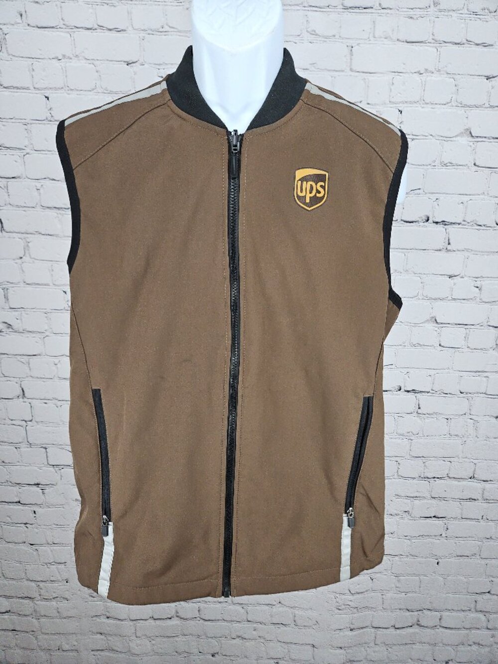 WearGuard UPS Brown Softshell Fleece Lined Uniform Work Vest Mens L